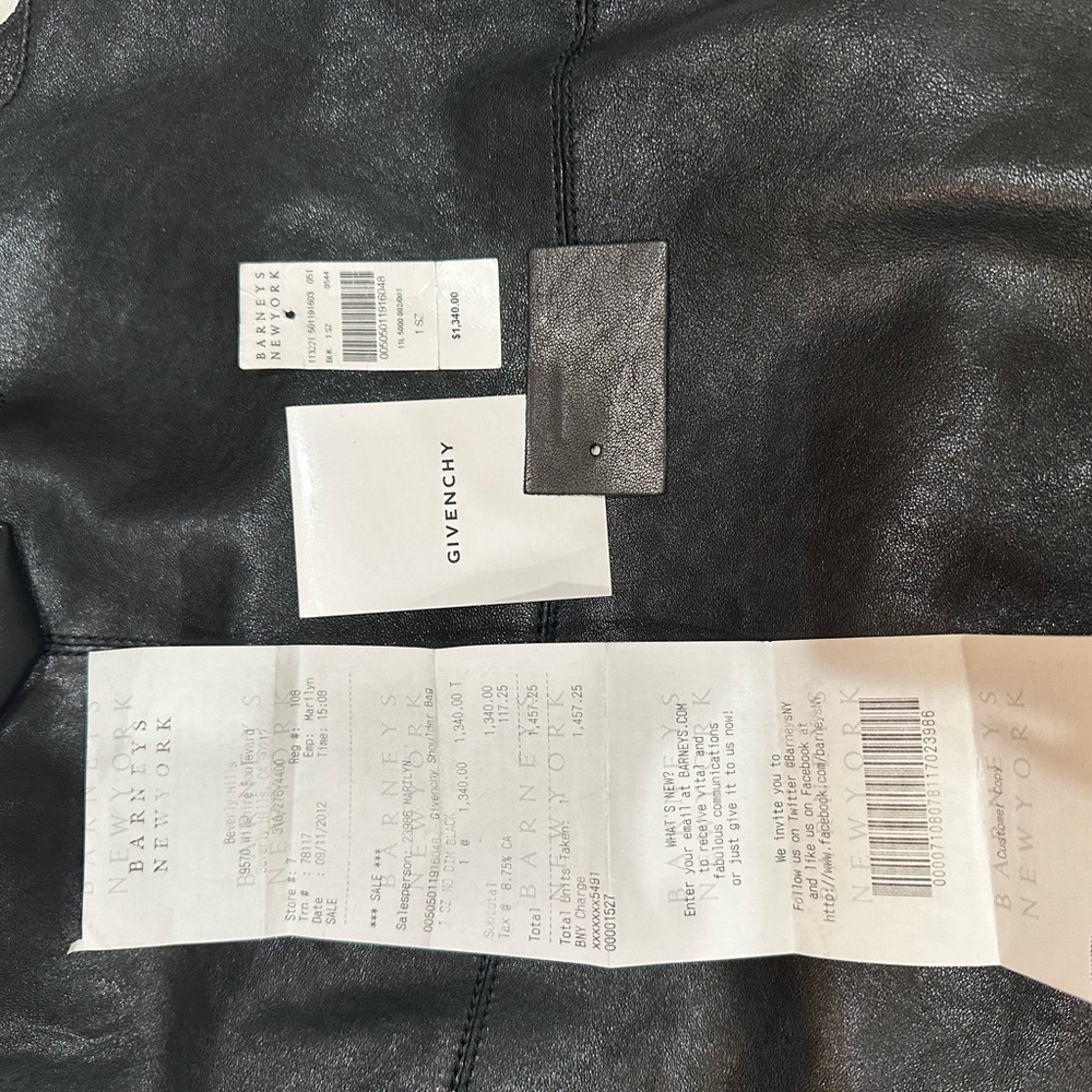 Givenchy “George V” leather bag - Picture 7 of 15